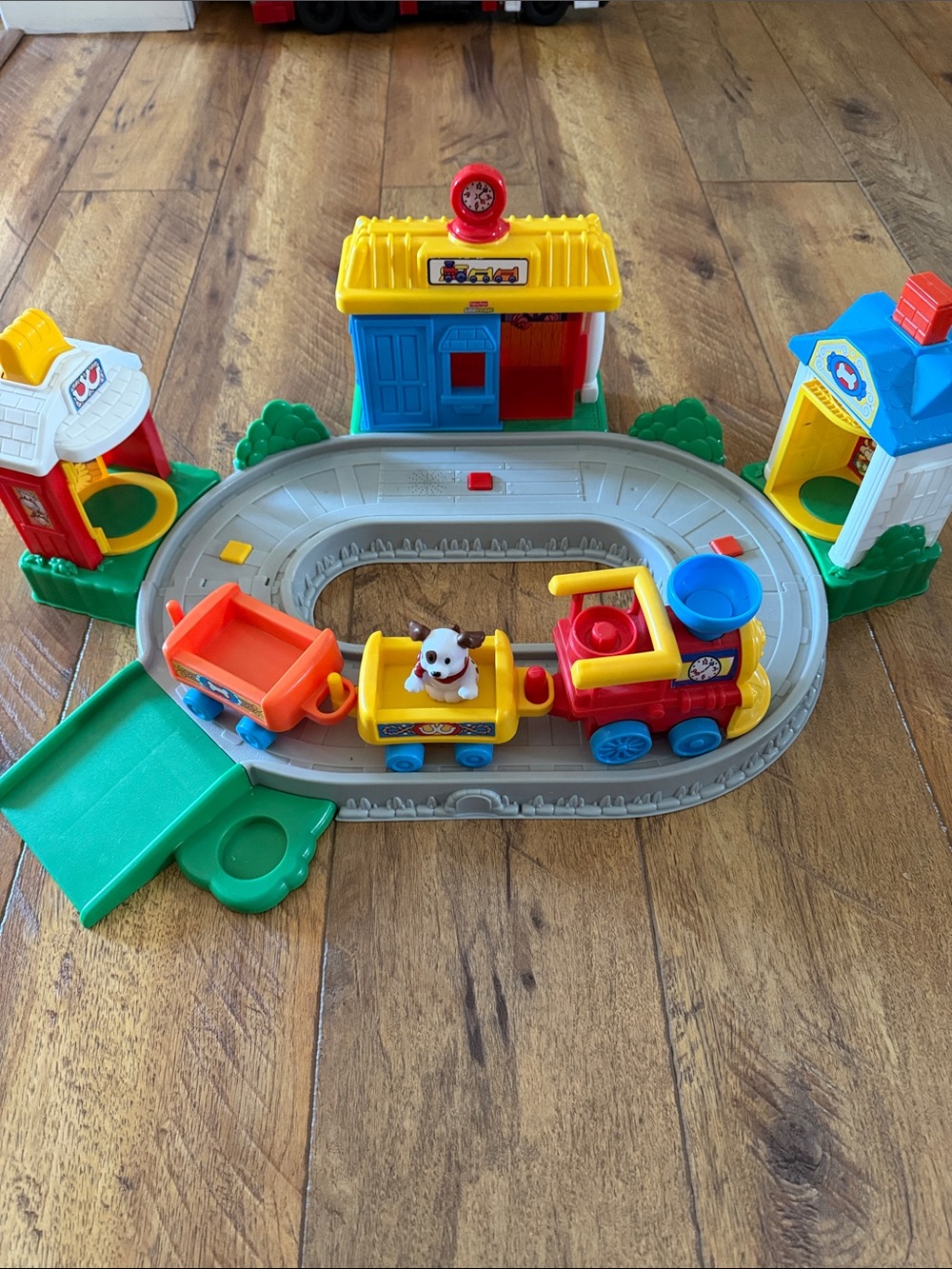 Fisher Price Little People Pop N Surprise Train Set Dog M5644 2008